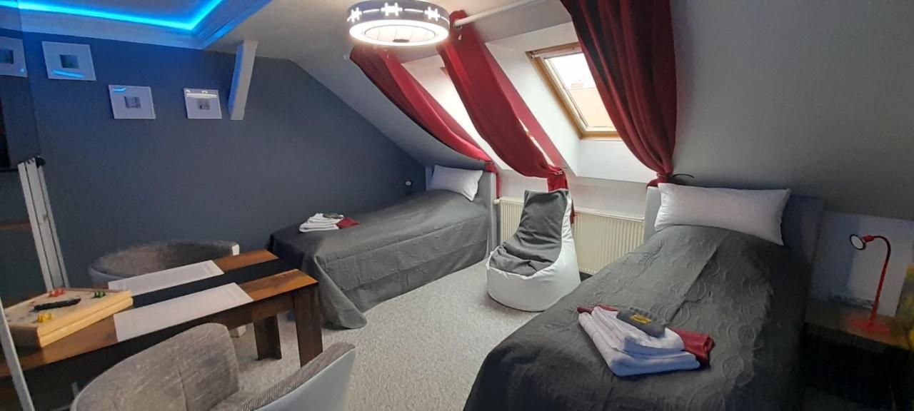 Best-Preis -Vip Lounge- Mit Netflix, Self-Check-In, Ebike Ladestation, Fahrradraum, Wlan Und Netflix - Direkt Am Elberadweg Im Herzen Von ヴィッテンベルゲ エクステリア 写真