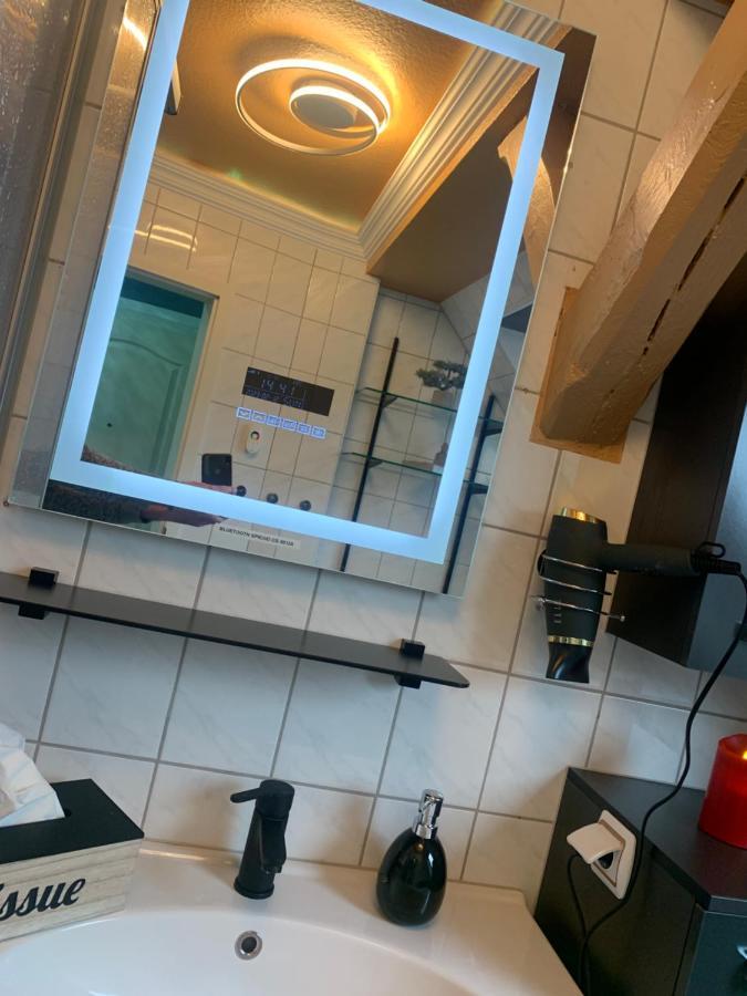 Best-Preis -Vip Lounge- Mit Netflix, Self-Check-In, Ebike Ladestation, Fahrradraum, Wlan Und Netflix - Direkt Am Elberadweg Im Herzen Von ヴィッテンベルゲ エクステリア 写真